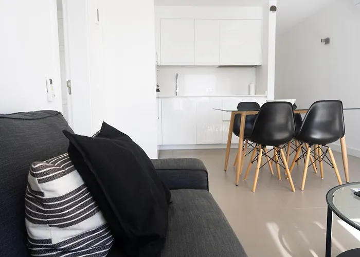 & Princesa Mercedes *