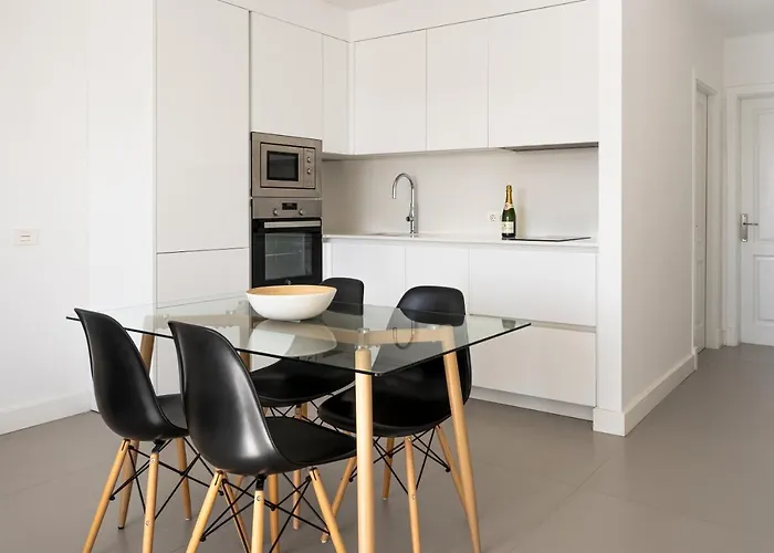 & Princesa Mercedes Puerto del Carmen (Lanzarote)